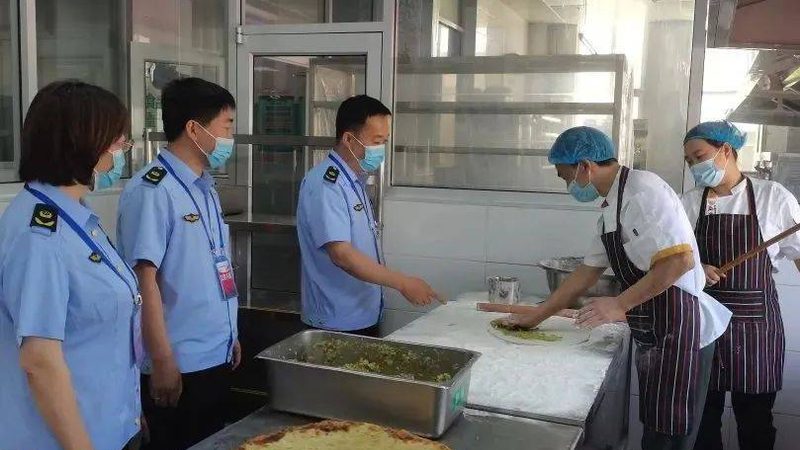休闲食品代加工模式具有以下优势：