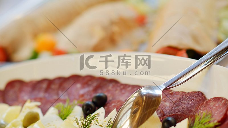 食品批发代理适合小县城的项目